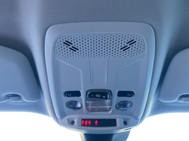 PEUGEOT 2008 usata, con Controllo vocale