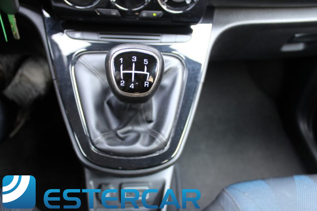 LANCIA Ypsilon usata, con USB