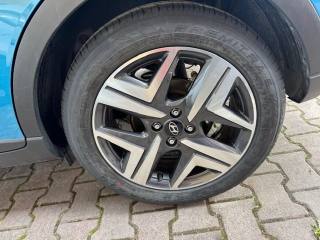 HYUNDAI Bayon usata, con Autoradio
