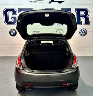 LANCIA Ypsilon usata, con ESP