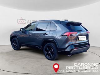 TOYOTA RAV 4 MY23 usata, con Alzacristalli elettrici