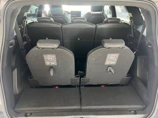 PEUGEOT 5008 usata, con Sensori di parcheggio posteriori