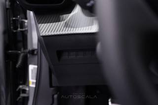 PEUGEOT 2008 usata, con Vetri oscurati