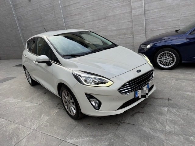 FORD Fiesta usata, con ABS