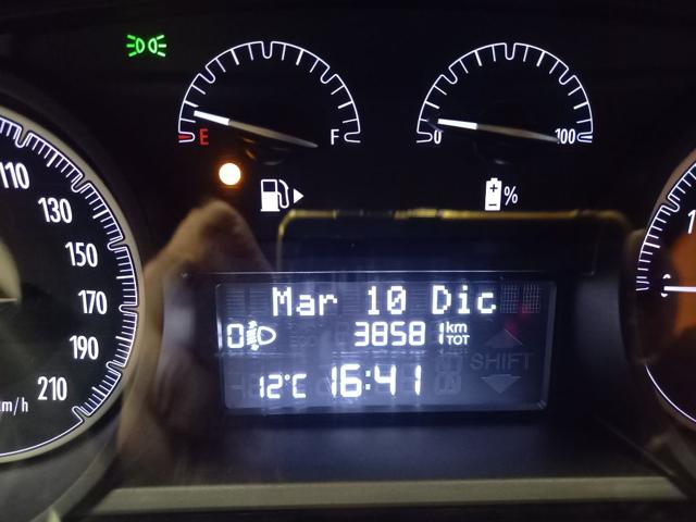 LANCIA Ypsilon usata, con ESP