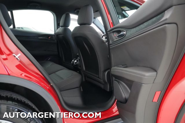 ALFA ROMEO Stelvio usata, con Sensore di luce