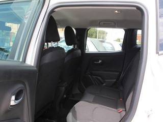 JEEP Renegade usata, con USB