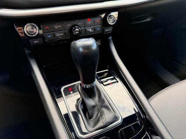 JEEP Compass usata, con Sedile posteriore sdoppiato