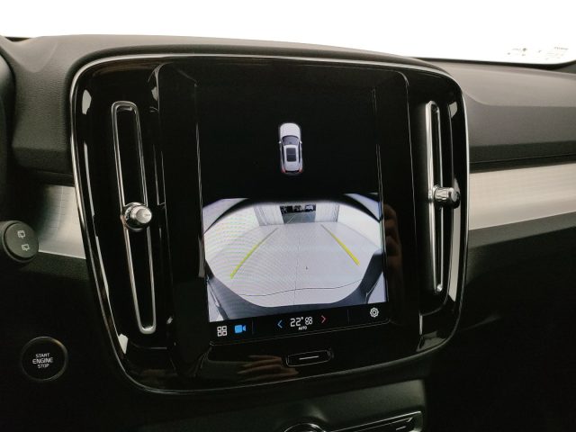 VOLVO XC40 usata, con Volante in pelle