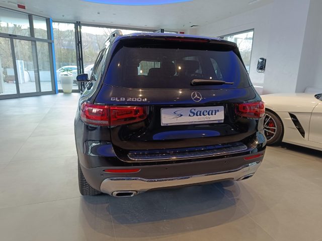 MERCEDES-BENZ GLB 200 usata, con Airbag Passeggero