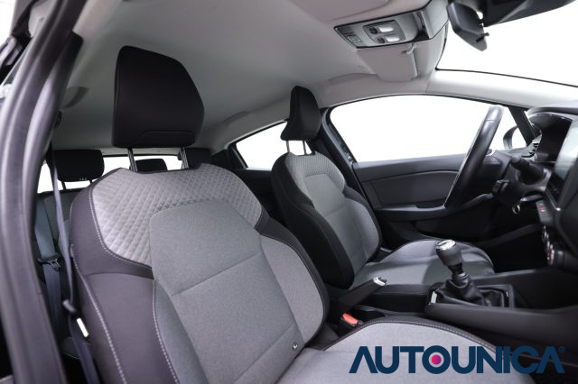 RENAULT Clio usata 42