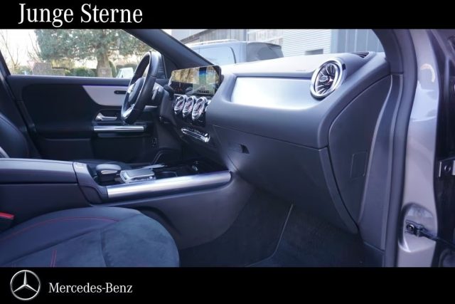 MERCEDES-BENZ GLA 220 usata, con Boardcomputer