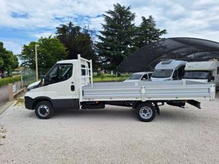IVECO Daily usata, con Servosterzo