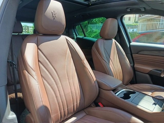 MASERATI Grecale usata, con Chiusura centralizzata