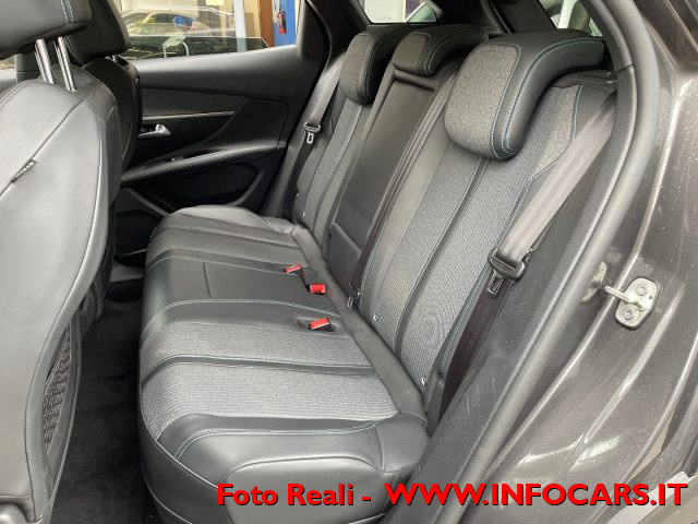 PEUGEOT 3008 usata, con Autoradio