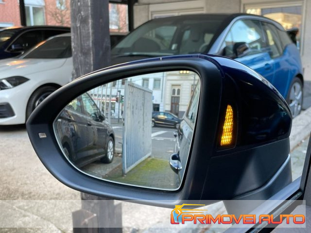 VOLKSWAGEN Touran usata 23