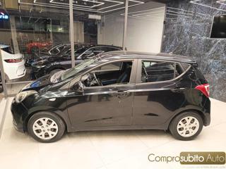 HYUNDAI i10 usata, con Autoradio