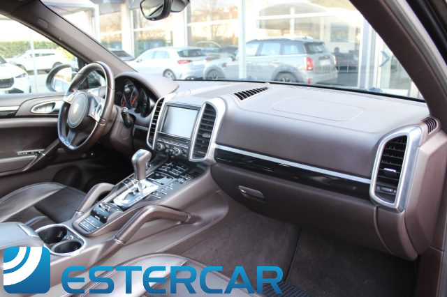 PORSCHE Cayenne usata, con Controllo automatico clima