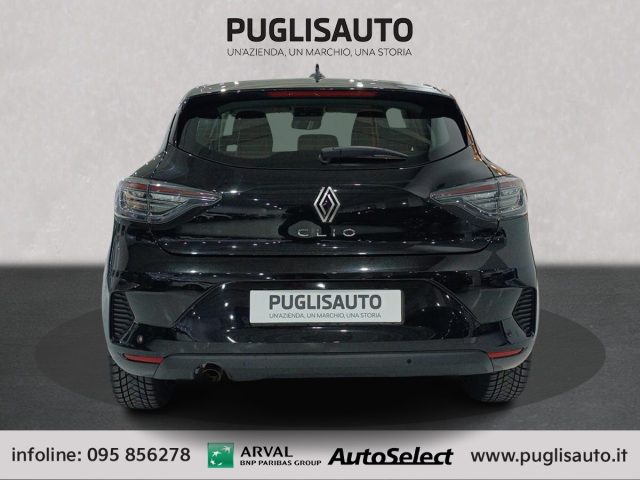 RENAULT Clio usata, con Autoradio