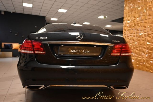 MERCEDES-BENZ E 300 usata 99