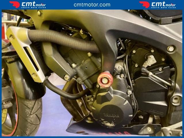 YAMAHA FZ6 usata 7