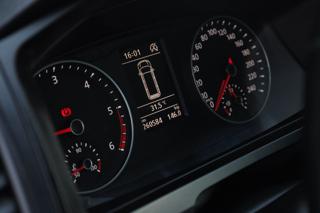 VOLKSWAGEN T6 usata, con Bracciolo