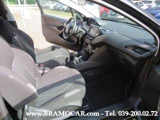 PEUGEOT 208 usata, con MP3