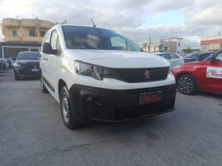 PEUGEOT Partner usata, con Airbag laterali