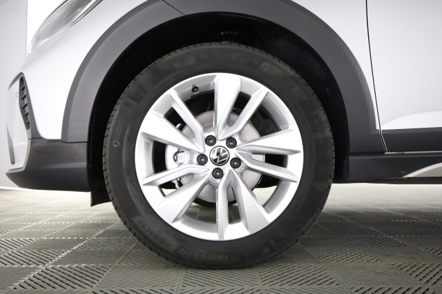 VOLKSWAGEN Taigo usata 8