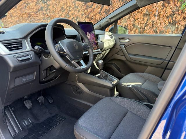 RENAULT Captur usata, con USB