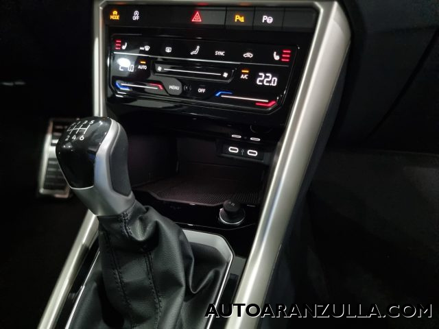 VOLKSWAGEN T-Roc usata, con Sistema di navigazione