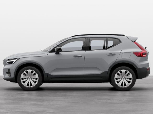 VOLVO EX40 usata, con Airbag laterali