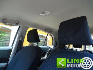 TOYOTA Yaris usata, con Specchietti laterali elettrici