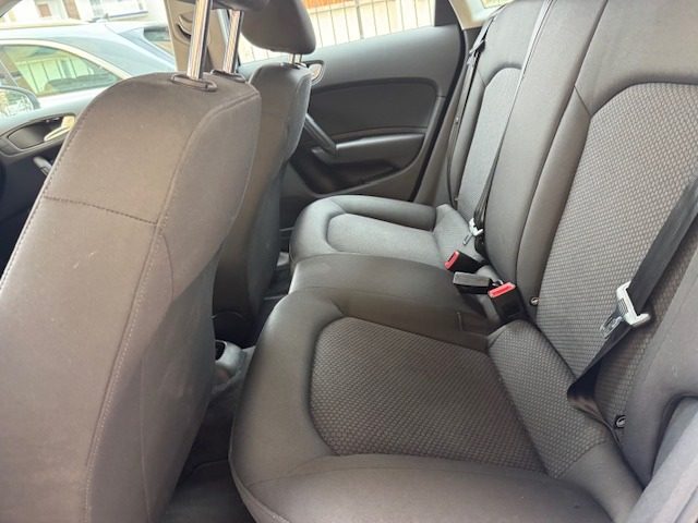 AUDI A1 usata, con Autoradio