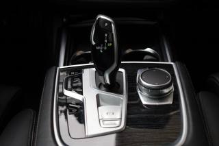 BMW 730 usata, con Sedile posteriore sdoppiato