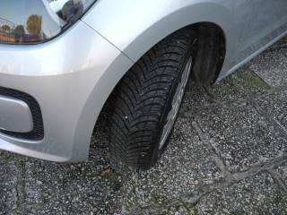 VOLKSWAGEN up! usata 46