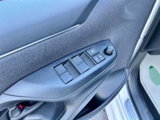 TOYOTA Yaris usata, con Fendinebbia