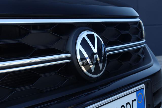 VOLKSWAGEN Taigo usata, con Fari LED