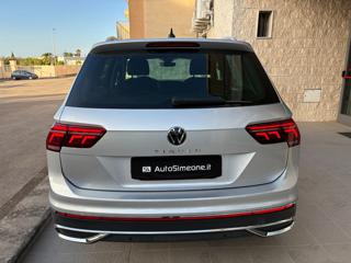 VOLKSWAGEN Tiguan usata, con Autoradio