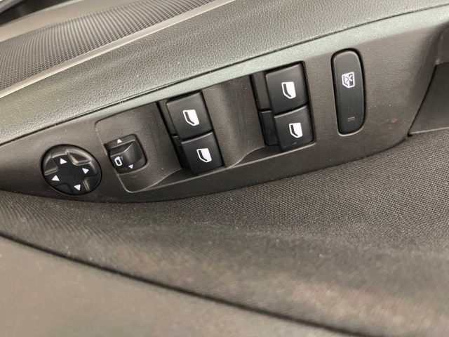 OPEL Crossland X usata 29
