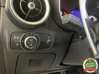 ALFA ROMEO Stelvio usata, con Airbag testa