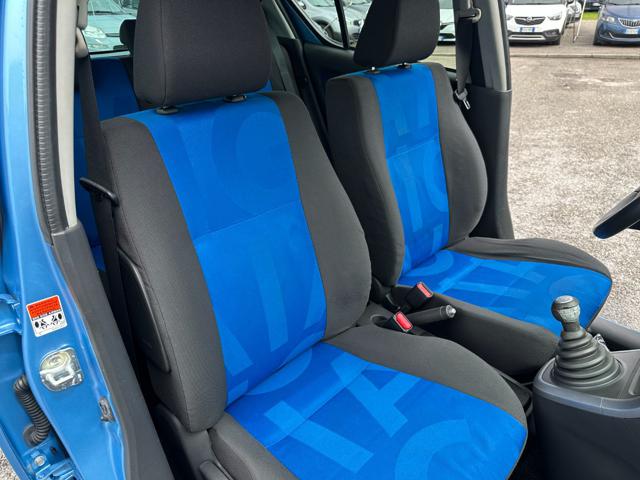OPEL Agila usata, con Lettore CD