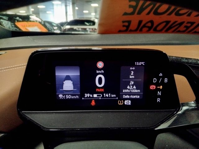 VOLKSWAGEN ID.4 usata, con Bracciolo