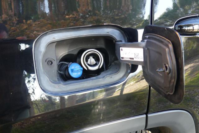 JEEP Compass usata, con Sedile posteriore sdoppiato