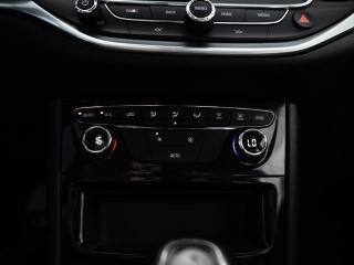 OPEL Astra usata, con Fari LED