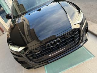 AUDI Q8 usata, con Luci diurne