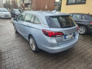 OPEL Astra usata, con Airbag Passeggero