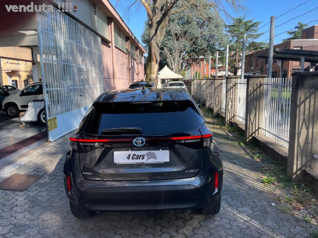 TOYOTA Yaris Cross usata, con Autoradio