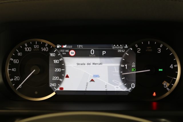 LAND ROVER Defender usata, con Bluetooth