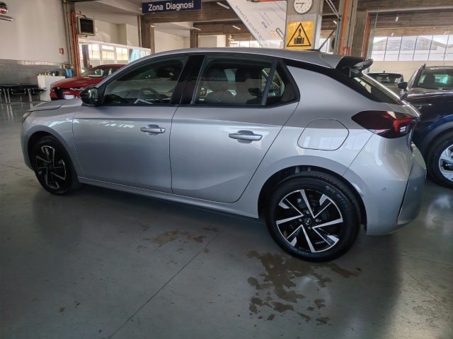 OPEL Corsa usata, con Climatizzatore